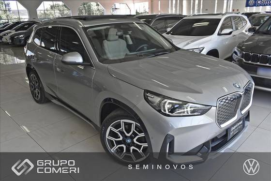 BMW iX1 ELÉTRICO eDRIVE20 X LINE BMW iX1 ELÉTRICO eDRIVE20 X LINE